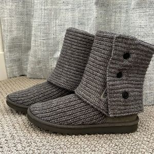 UGG Classic Candy II Knit Boot. Size 8